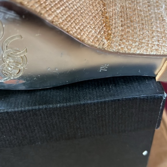 Charles by Charles David Silvertone Platform Wedge Sz 7 1/2 - Picture 12 of 15